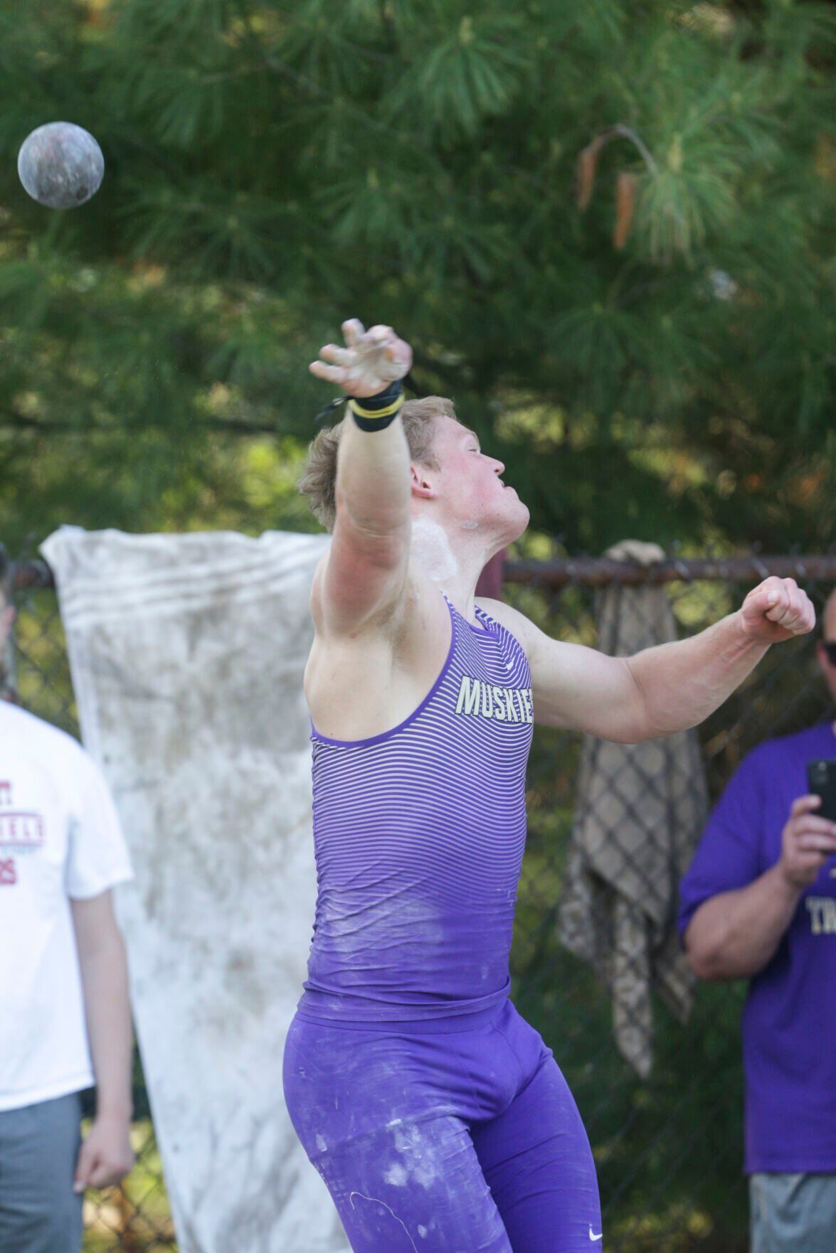 051222-qc-spt-district track-141.jpg